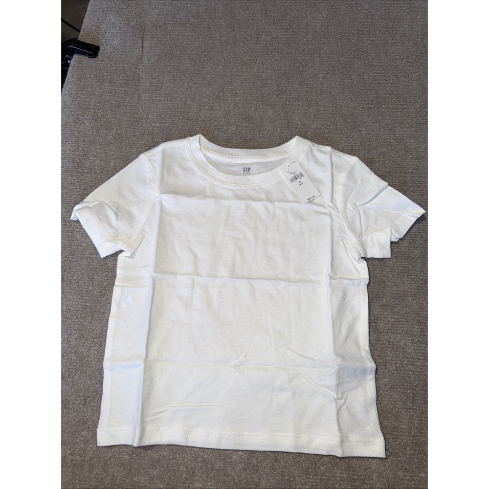 Gap Kids White T-shirt Size XS (4-5) NWT